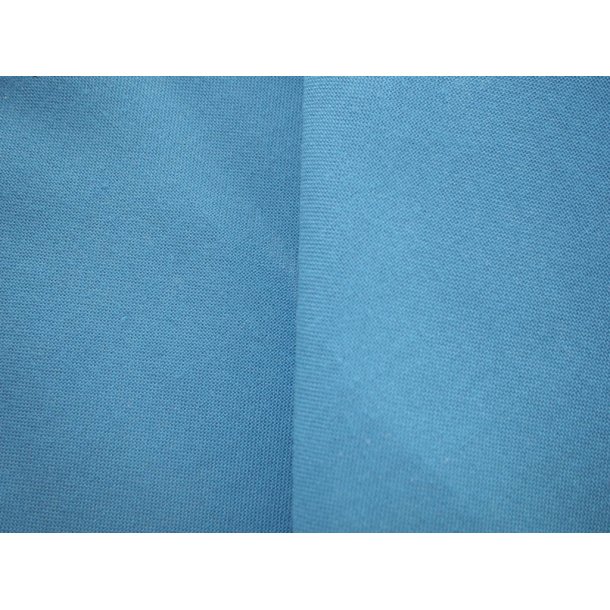 BL&angst; B05 - F&aelig;r&oslash;erne, Sverige